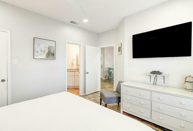 آپارتمان 2 خوابه, Beach Club 174