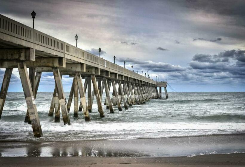 １ベッドルームハウス, Colony Ii