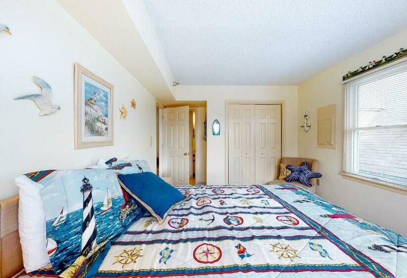 침실 2개 아파트, Surfcrest 201