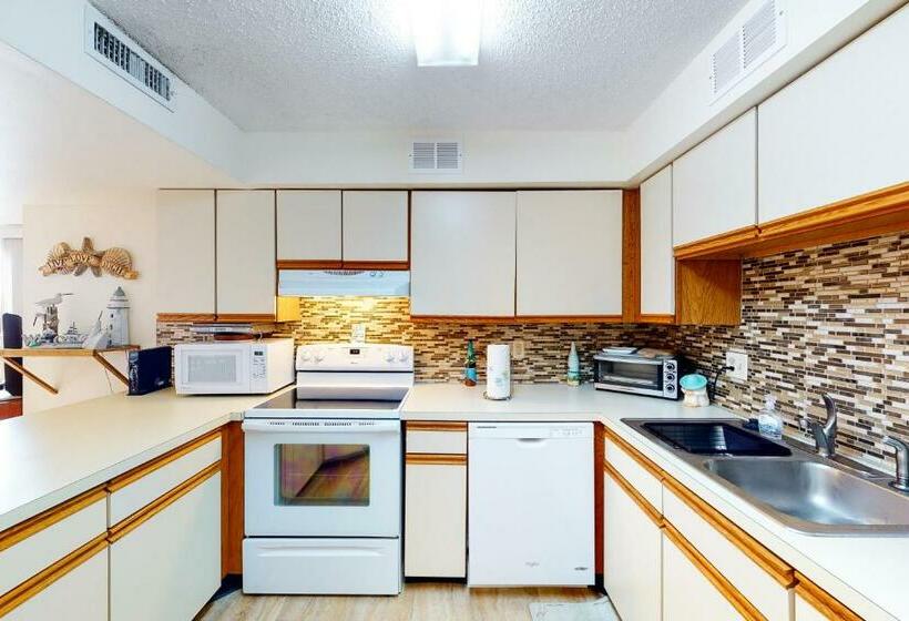 침실 2개 아파트, Surfcrest 201