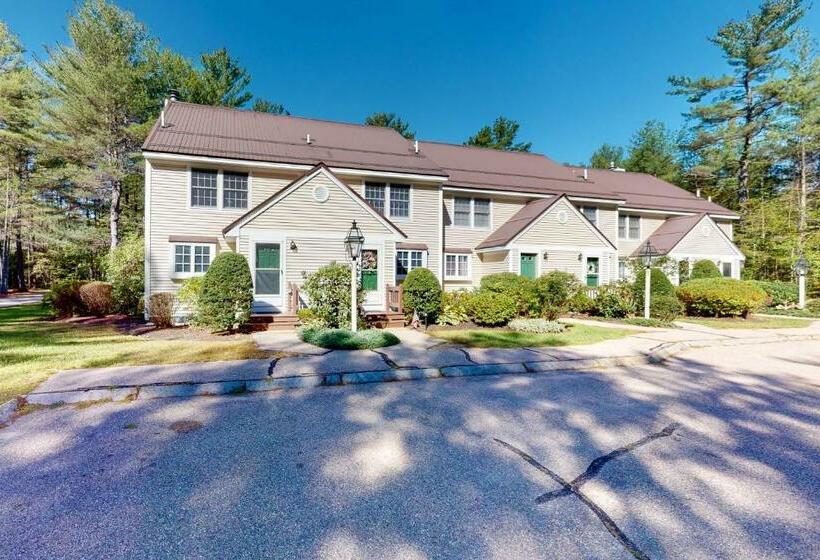 침실 2개 아파트, Cozy Conway Condo