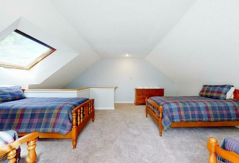 침실 2개 아파트, Cozy Conway Condo