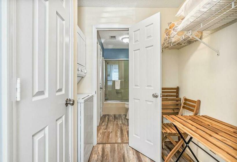 شقة غرفة واحدة, Table Rock Terrace