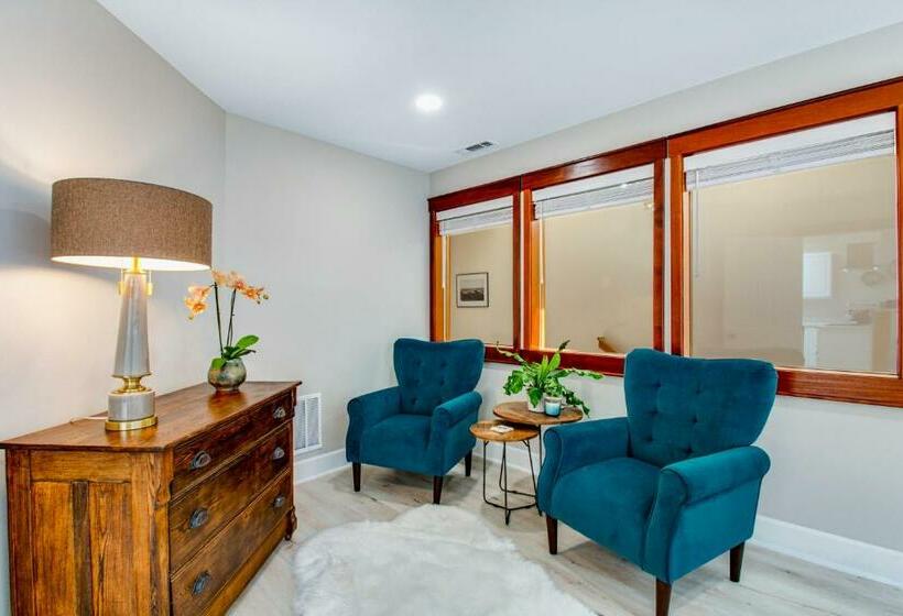 带1个卧室的公寓, Port Angeles City View Loft