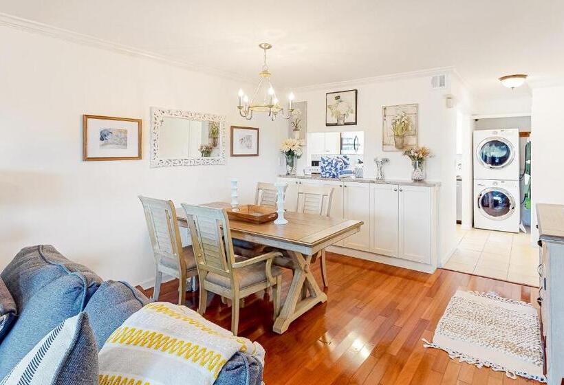 شقة غرفتين, Beach & Gulf Escape