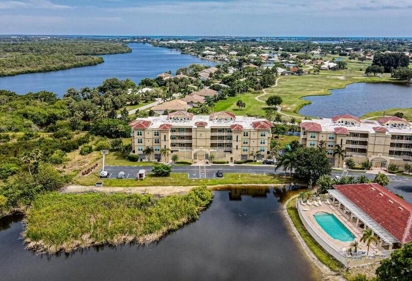 شقة غرفتين, Blue Haven