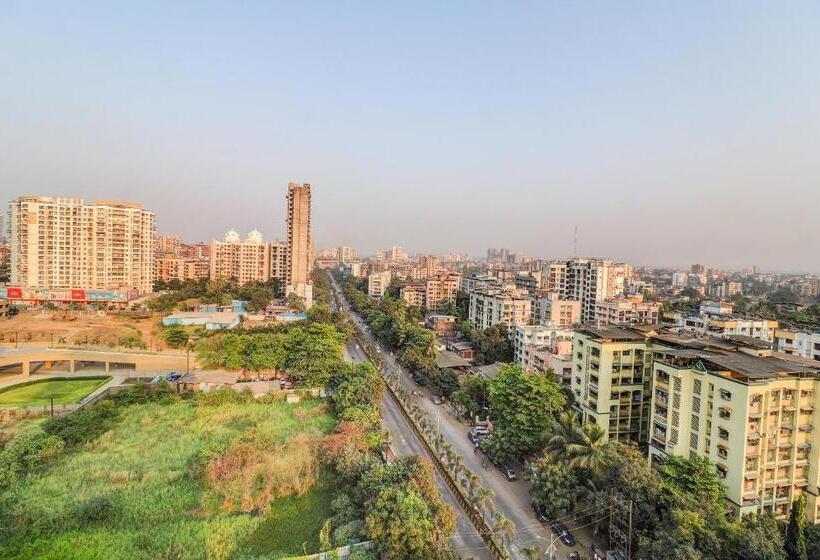 חדר דלוקס, Gurudev Grand