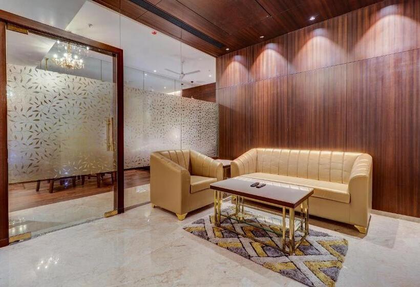 סוויטה דלוקס, Gurudev Grand