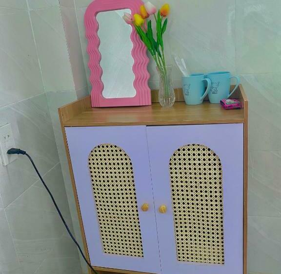 اتاق استاندارد با تخت بزرگ, Homestay Tuyết Trinh