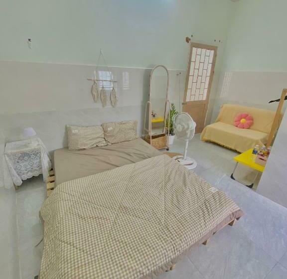 اتاق استاندارد با تخت بزرگ, Homestay Tuyết Trinh