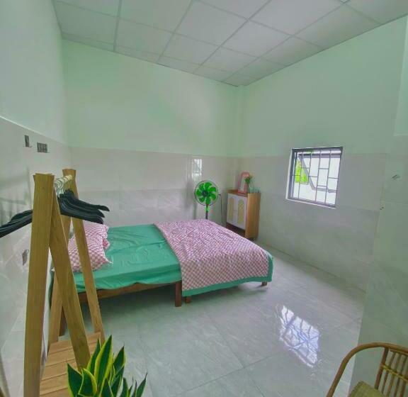 اتاق استاندارد با تخت بزرگ, Homestay Tuyết Trinh