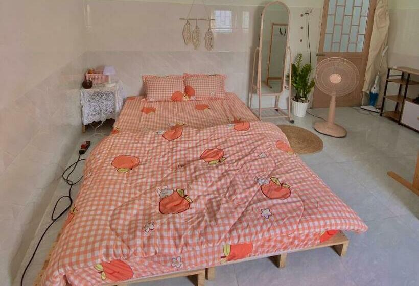 اتاق استاندارد با تخت بزرگ, Homestay Tuyết Trinh