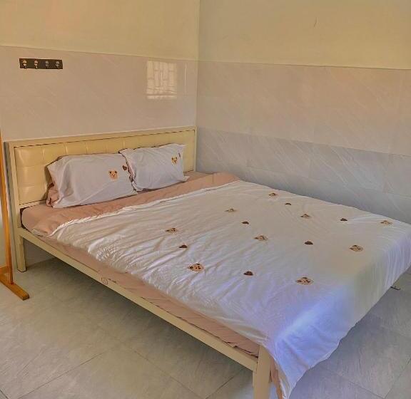 اتاق استاندارد با تخت بزرگ, Homestay Tuyết Trinh