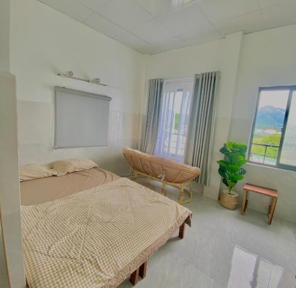 استودیو استاندارد با بالکن, Homestay Tuyết Trinh