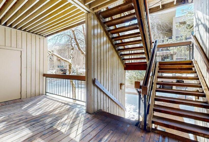 דירת שני חדרים, Sunriver E102