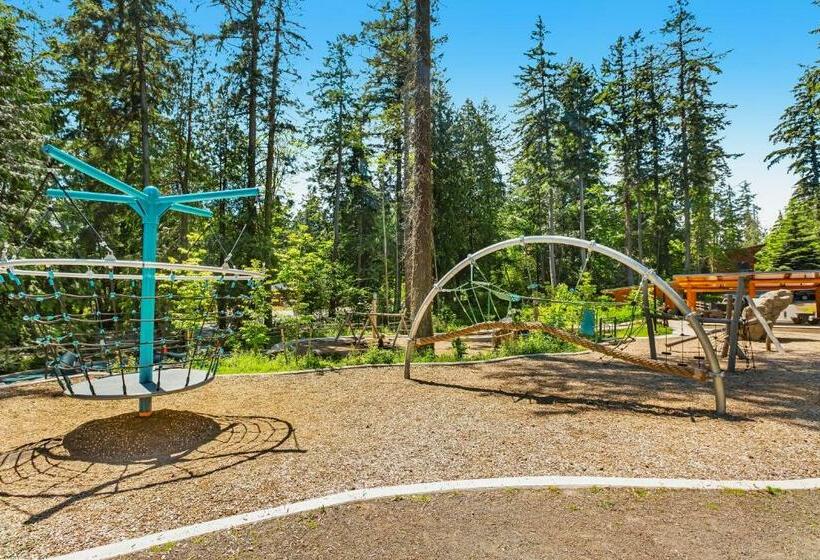 شقة غرفة واحدة, Tides Out Loft