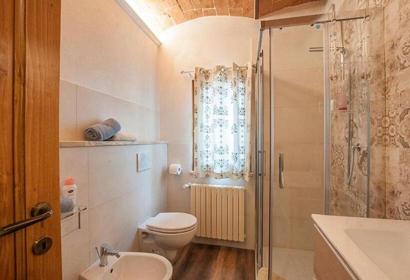 스탠다드 룸 킹사이즈 침대, Affittacamere Il Bastione 27
