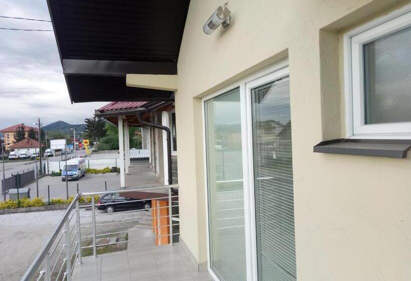 اتاق لوکس با بالکن, Apartments&rooms Mido