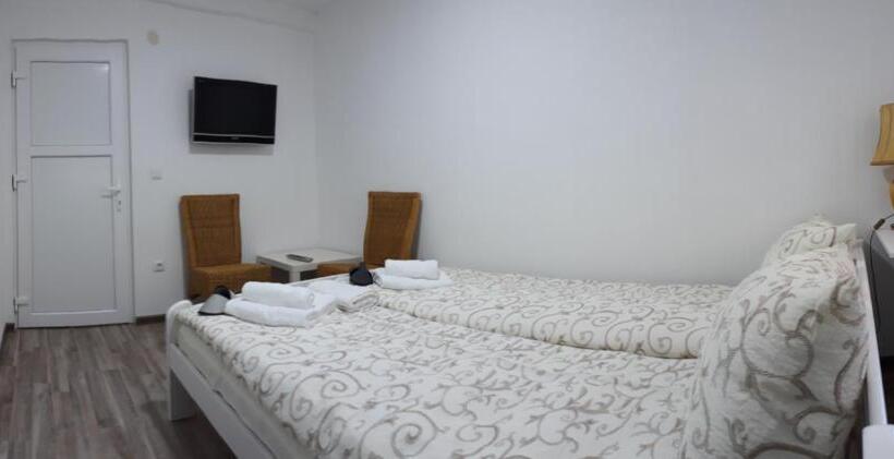 اتاق استاندارد, Apartments&rooms Mido