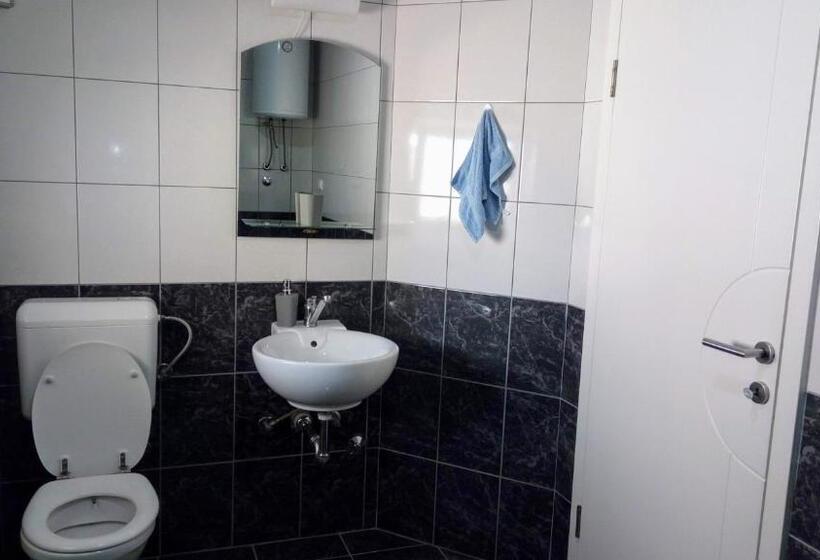 آپارتمان 1 خوابه, Apartments&rooms Mido