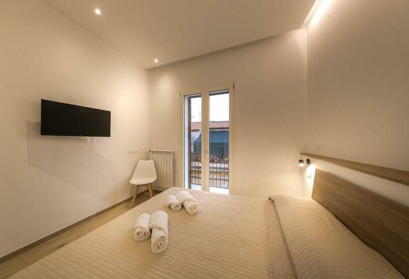 اتاق استاندارد با بالکن, Coresi Rooms