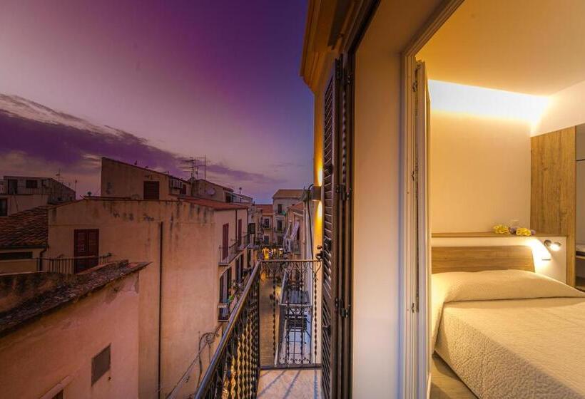 اتاق استاندارد با بالکن, Coresi Rooms