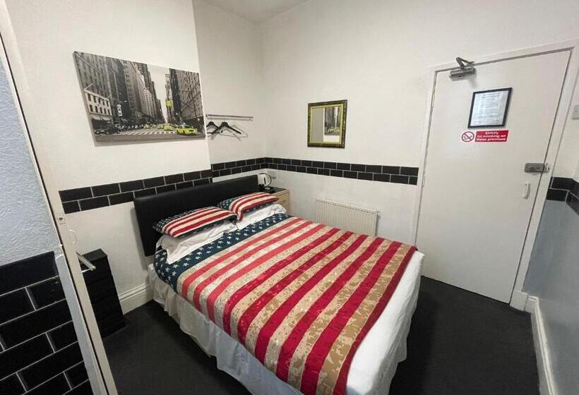 اتاق لوکس, Manhattan