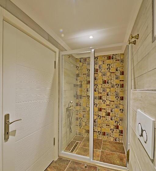 クラシックルーム, Bay C