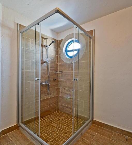 クラシックルーム, Bay C