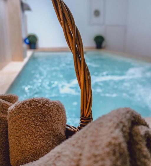 Suite with Pool, Bay C