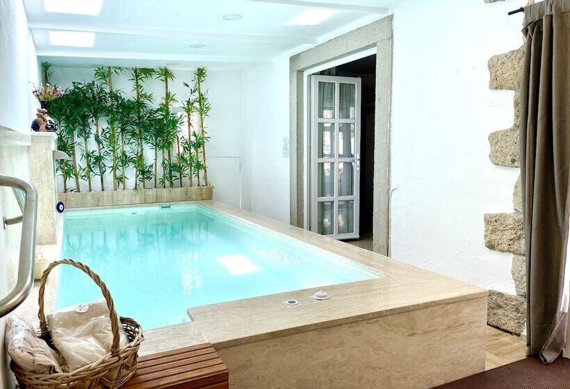 Suite with Pool, Bay C