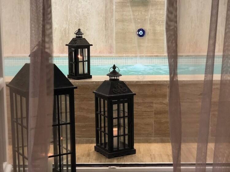 Suite with Pool, Bay C