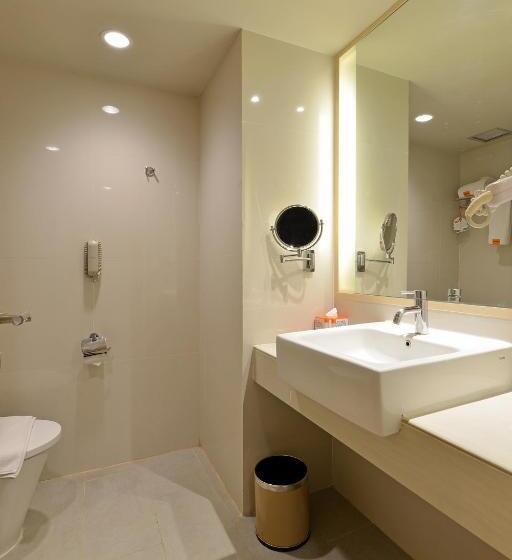 غرفة قياسية, Harris Hotel & Conventions Ciumbuleuit   Bandung