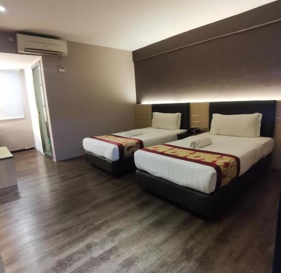 Номер Deluxe, Palace Inn