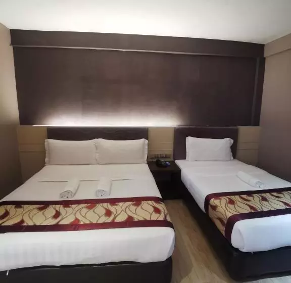 سوییت سوپریور, Palace Inn