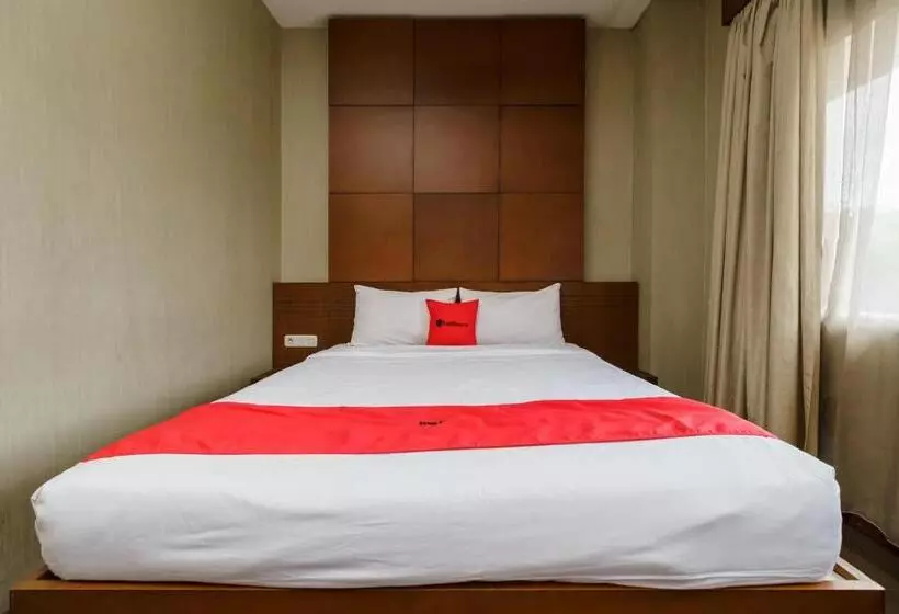 Standardzimmer, Reddoorz @ Cikarang 2