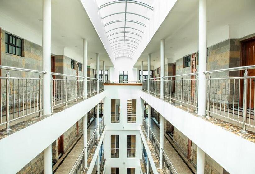 Номер Superior, Weston