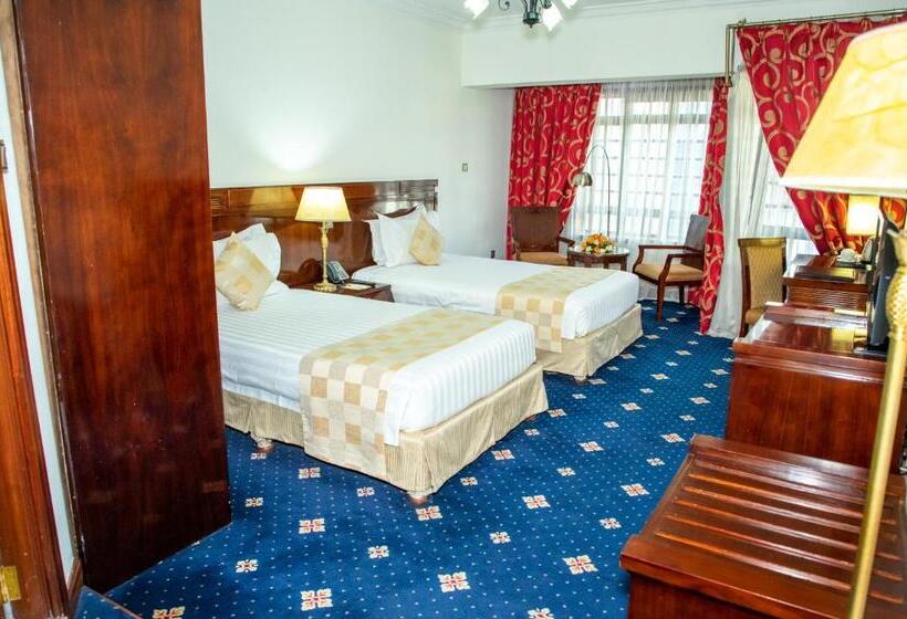 Номер Superior, Weston