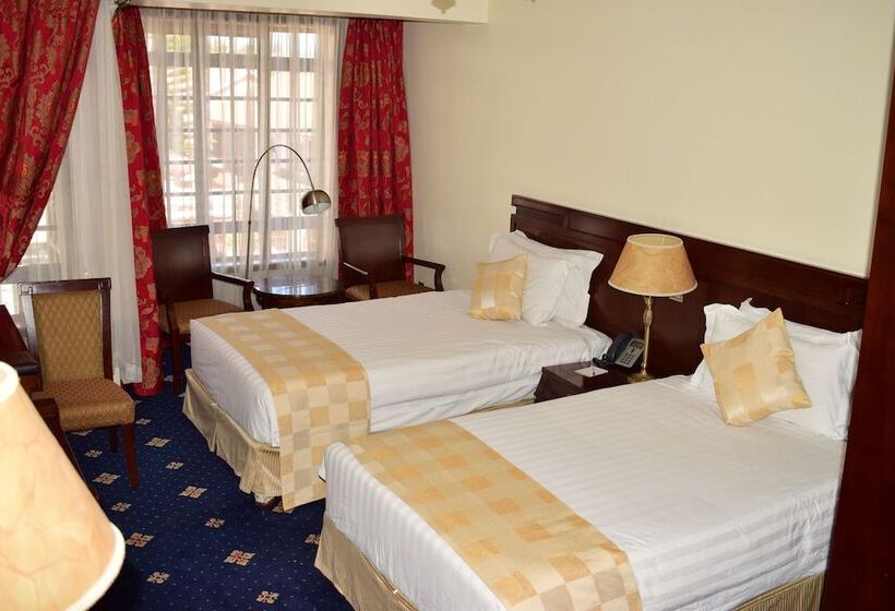 Номер Superior, Weston