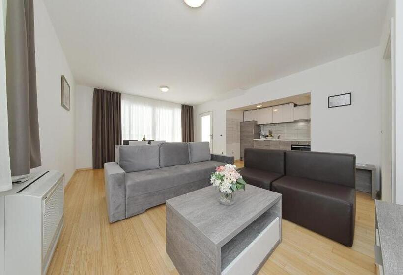 １ベッドルームのコンフォーとアパートメント, Sunnyside Apartments Petrčane