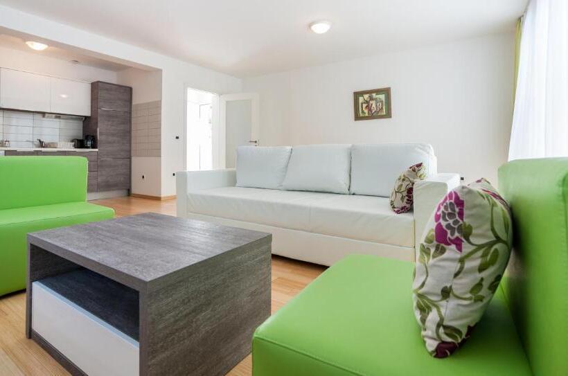 ２ベッドルームアパートメント, Sunnyside Apartments Petrčane