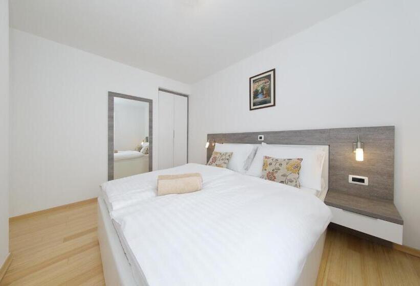 ２ベッドルームのスーペリアアパートメント, Sunnyside Apartments Petrčane