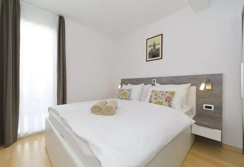 １ベッドルームのコンフォーとアパートメント, Sunnyside Apartments Petrčane