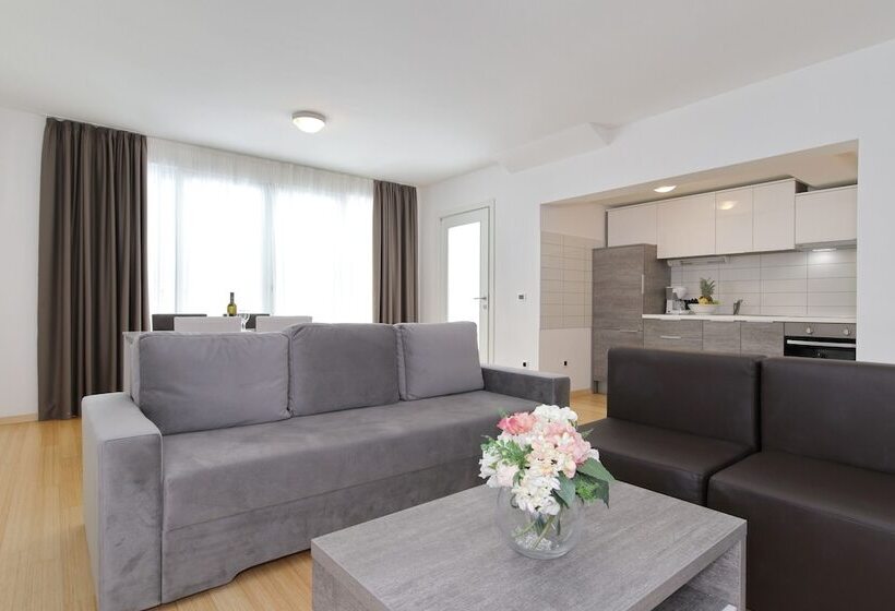 １ベッドルームのコンフォーとアパートメント, Sunnyside Apartments Petrčane