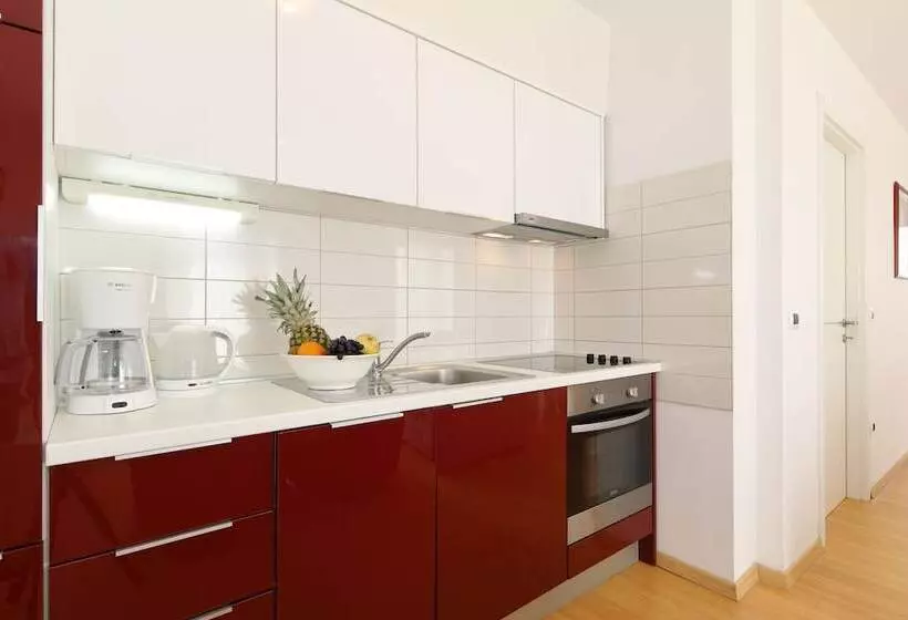 ２ベッドルームのスーペリアアパートメント, Sunnyside Apartments Petrčane