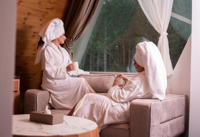 سوییت لوکس, Borovi Forest Resort & Spa