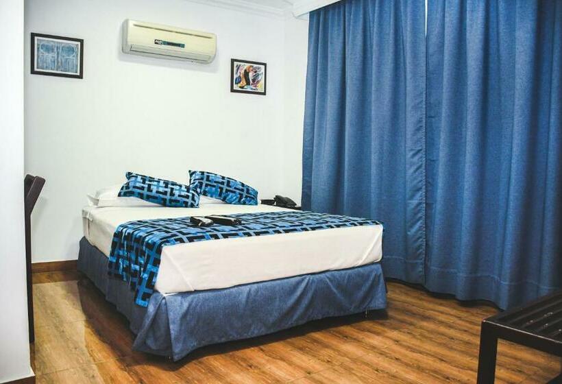 חדר סטנדרט, Kamani Florencia