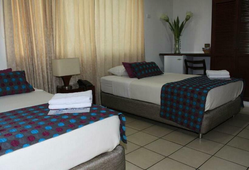 חדר סטנדרט, Kamani Florencia