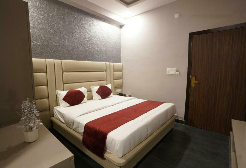 غرفة ديلوكس, The Connaught House Jaipur