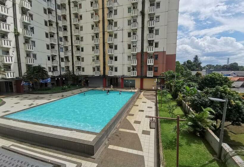 Студия Superior, Arsakha 001 Apartemen Cibubur Village By Nara Property